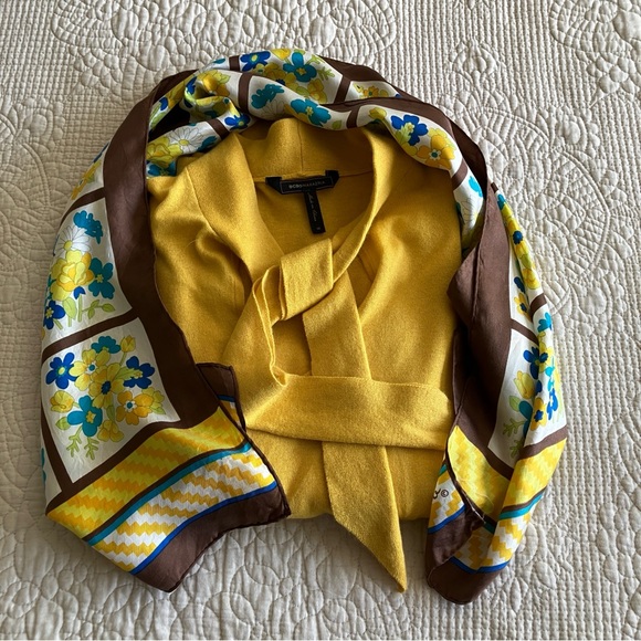 EUC BCBG Maxazaria marigold sweater w/self tie & ribbed sleeves - Picture 6 of 12